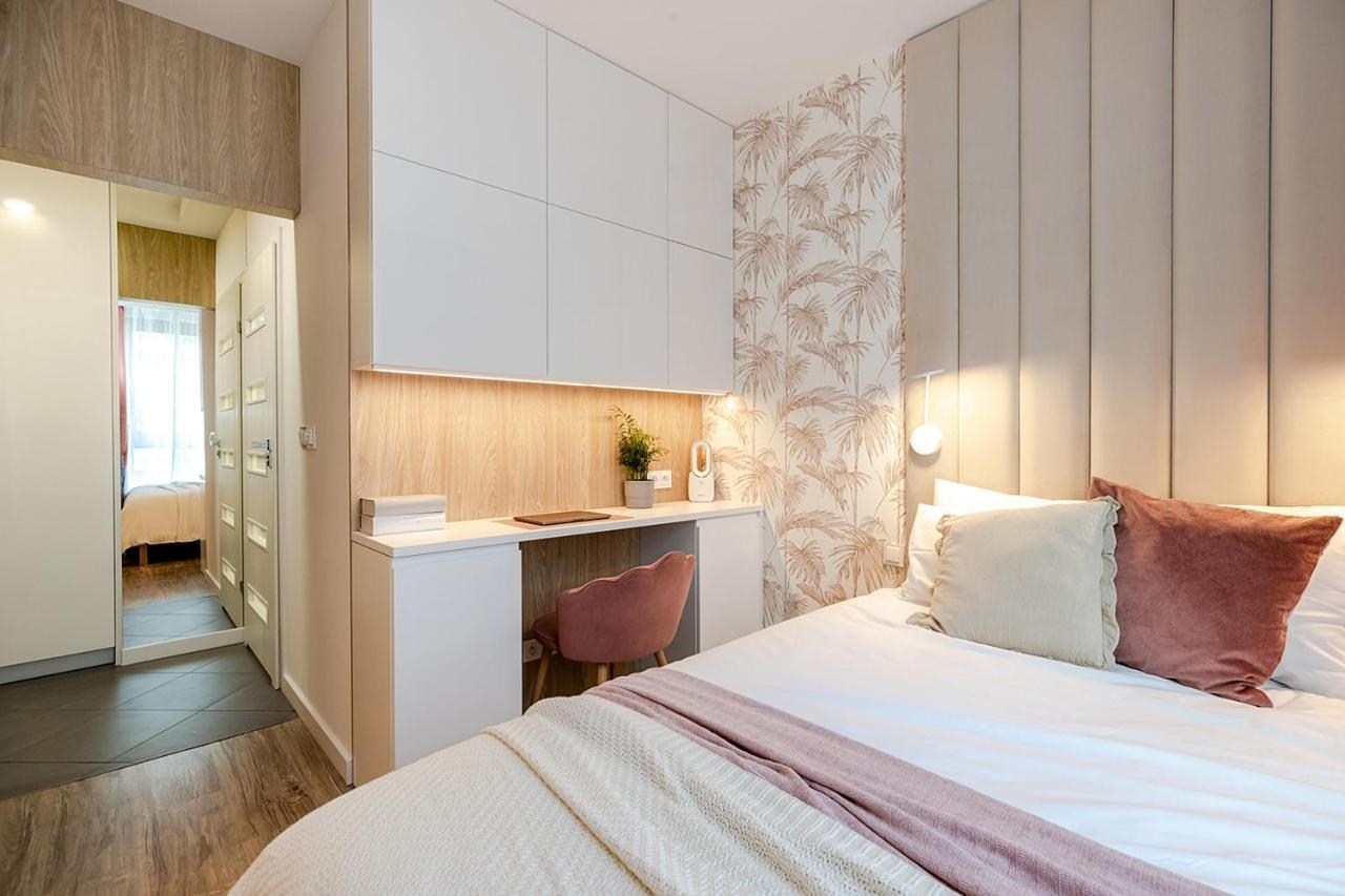 Studio Wola Apartament Kasprzaka - Wifi + Smart Tv Warsaw Exterior photo